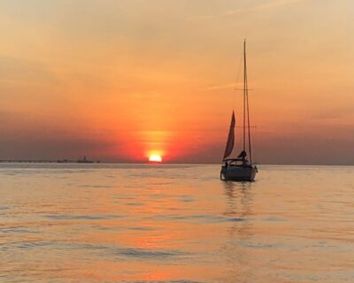 Lisbon: Sunset Cruise with Drinks and Snacks - Where You Board: Belém Dock Area and Easy Getting On