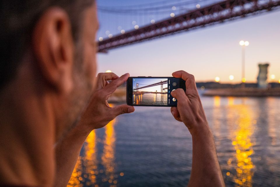 Lisbon: Sunset Cruise with Live DJ and Drinks - The Route: Alfama to Cacilhas, With the Most Photo-Worthy Stops