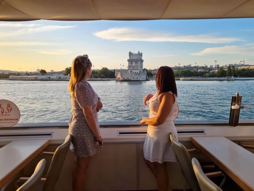 Lisbon: Sunset Cruise with Welcome Drink and Snacks - Best seat strategy: how to get the views you came for