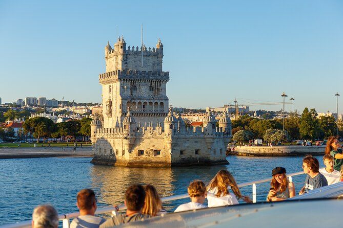 Lisbon Sunset Cruise with Wine and Snacks - Boat Comfort: Couches, Seating Choices, and Movement