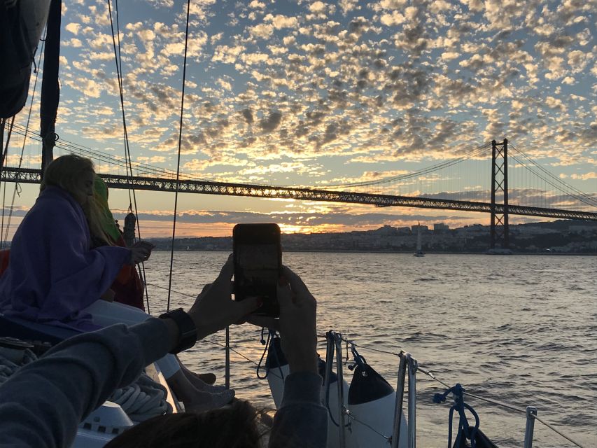 Lisbon: Sunset Sailing Cruise with Wine - Best for first-timers, couples, and relaxed groups