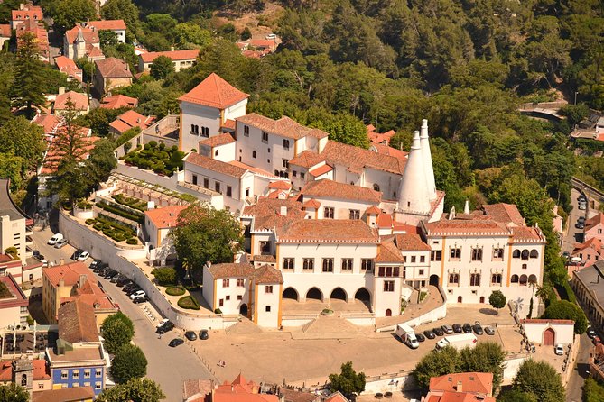 Lisbon Super Saver: 2-Day Sintra, Cascais, Fatima, Nazare and Obidos Small-Group Day Trips - What to Bring for Two Long Days Outside