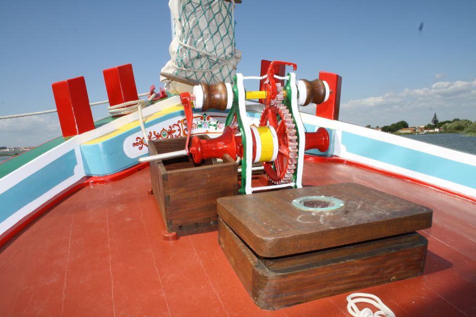 Lisbon: Tagus River Express Cruise in a Traditional Vessel - Live onboard commentary: what you learn while you’re cruising