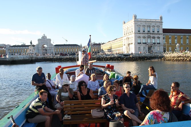 Lisbon Traditional Boats - Express Cruise - 45min - A 45-minute Tagus skyline fix on a traditional cargo boat