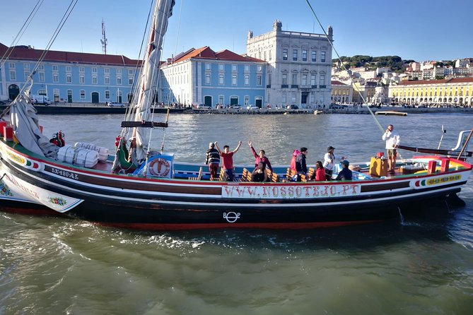 Lisbon Traditional Boats - Guided Sightseeing Cruise - Who should book this cruise?