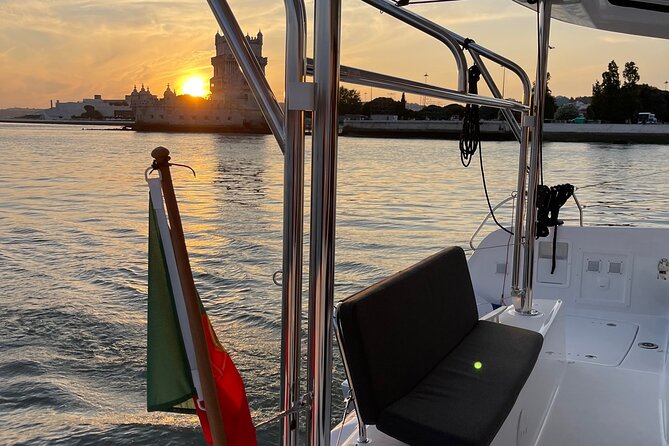 LUXURY Catamaran Sunset and Wine cruise - Choosing your spot: upper deck, blankets, and staying comfortable