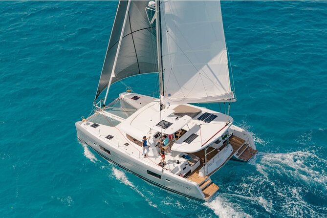 LUXURY Catamaran Sunset and Wine cruise - Crew service that keeps the mood relaxed