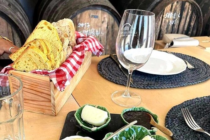 Private Lisbon-Arrábida Wine Tour: 3 Wineries, Coast & Heritage - Why Setúbal and Arrábida feel like the real Portugal