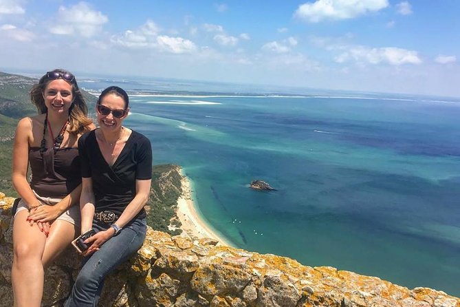 Private Lisbon Arrabida Wine Tour: Food & Wines, Mountain and Sea - Quinta Stops After Azeitão: Castelão and Sweet Moscatel Country