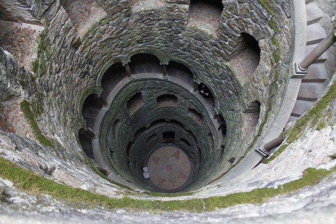 Private Tour Sintra from Lisbon Palaces of Pena and Regaleira - Sintra old town on your schedule: shopping and a breather