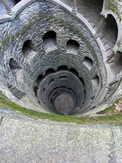 Quinta da Regaleira Skip-the-Ticket-Line Entry & Audioguide - Entering the Estate: What You’ll See First