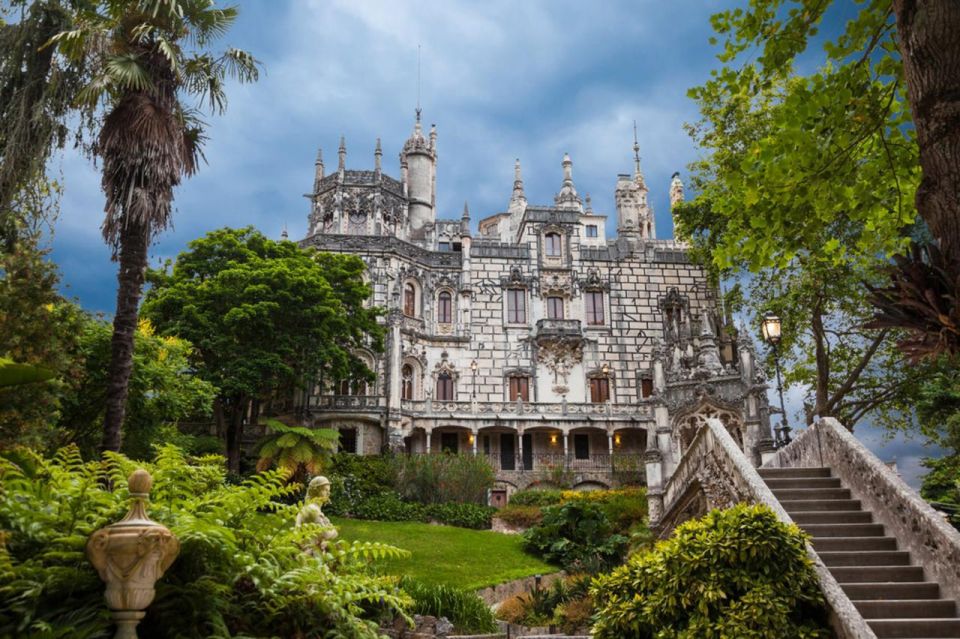 Quinta da Regaleira Skip-the-Ticket-Line Entry & Audioguide - The Initiation Well and Underground Passages: The Main Event