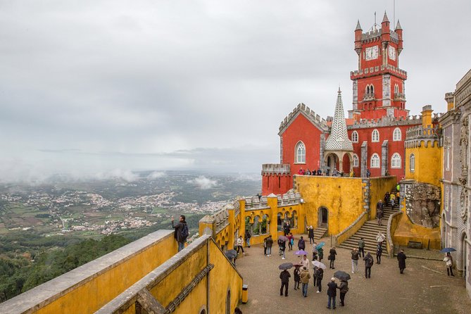 Sintra and Cascais Small-Group Day Trip from Lisbon - Key Things You’ll Notice on This Sintra and Cascais Day Trip