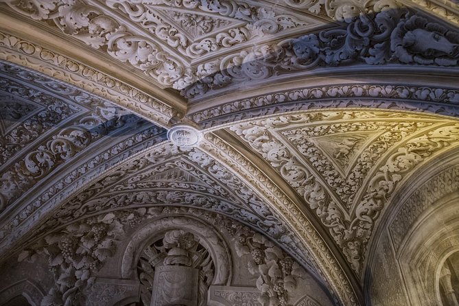 Sintra and Cascais Small-Group Day Trip from Lisbon - Historic Sintra Town Time: Free Hour That Helps You Eat Like a Local