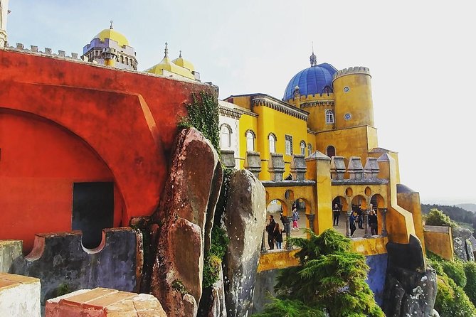 Sintra Half-Day Private Tour - A Journey through Wonderland - Private Sintra: what makes this day feel easier