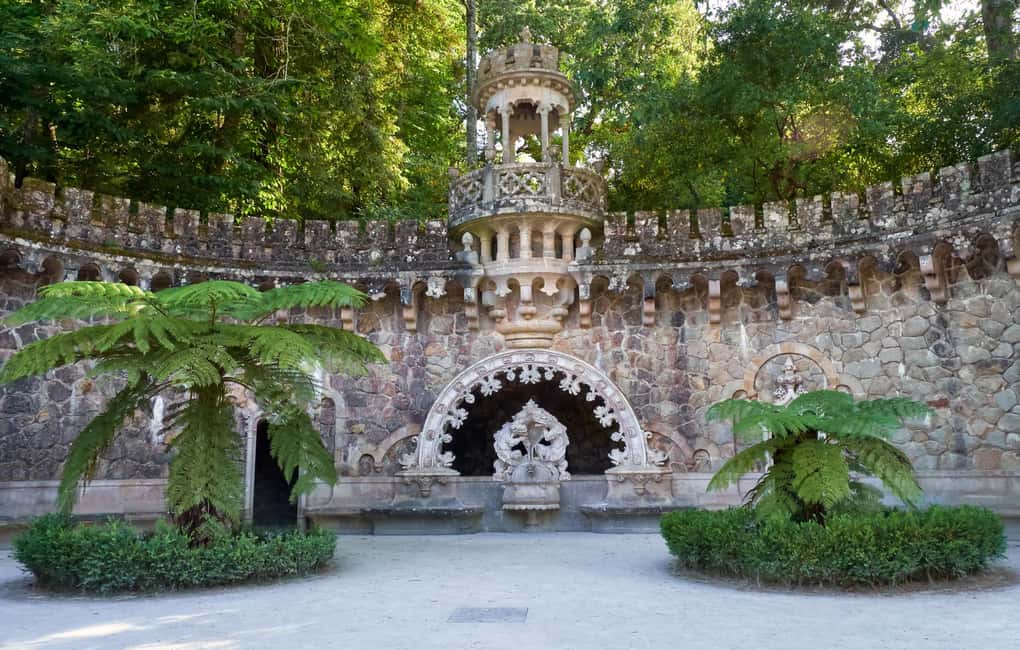 Sintra: Quinta da Regaleira E-Ticket and Audio Guide - Quinta da Regaleira: The Inverted Well and Why It Feels Like a Story