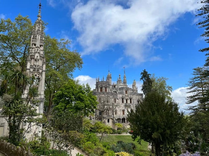 Sintra: Quinta da Regaleira Entry Ticket and Guided Tour - What I’d wear and pack so the tour stays pleasant
