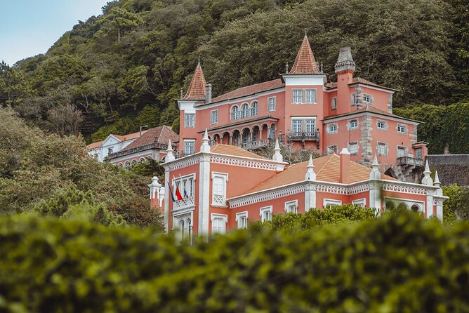 Sintra: The Romantic Village – Half-Day Private Guided Tour - Fonte da Sabuga: mineral water stop with a health note