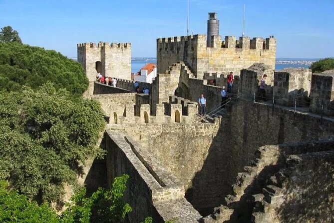 Skip the Line Ticket Castelo de S. Jorge - Entering Faster at Castelo de São Jorge (Without a Full Guided Tour)