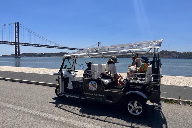 True 4Hour Private Tuk Tuk Tour: Discover Lisbon with a Local! - Graça and the Panteão Nacional: Where Lisbon Feels Older and Less Performative