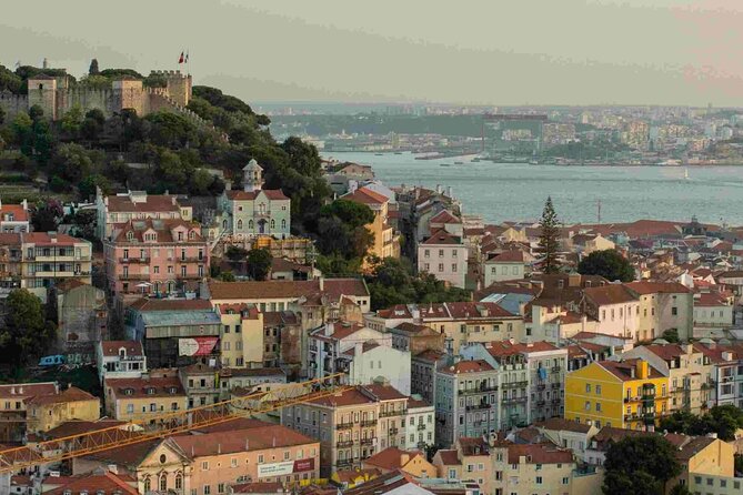 Welcome Lisbon Tour with Local Guide in Private Eco Tuk Tuk - How long you’ll be on the road (1 to 4 hours) and what fits